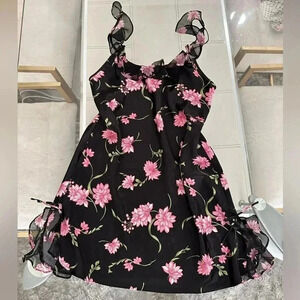 Morgan Taylor floral nightgown size S